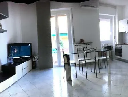 Apartment Polly