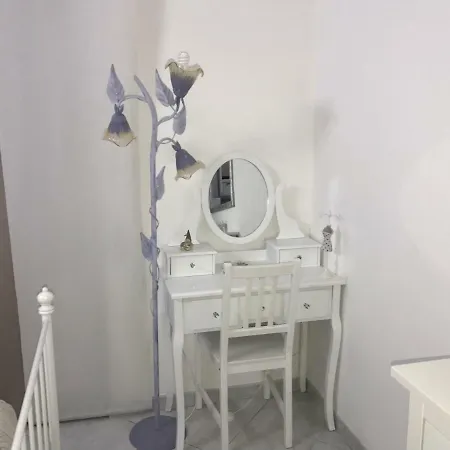 Apartment Polly